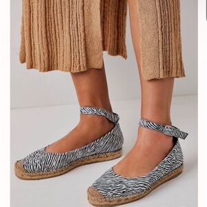 NWOT - Free People - Mason Ballet Espadrille Flats - Zebra Print - Size 10/40